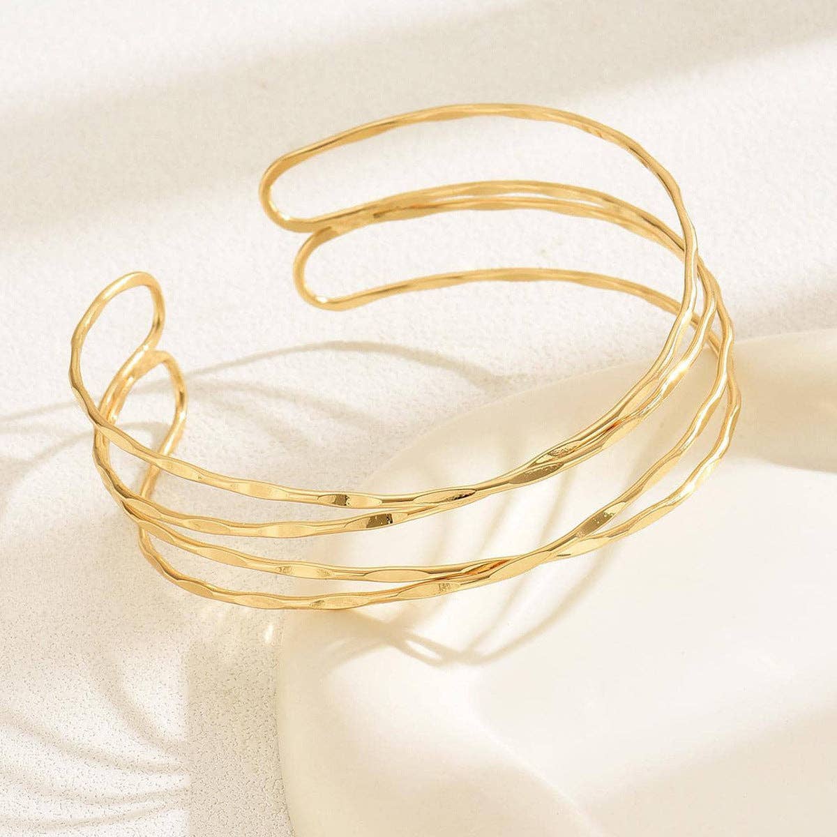Multi-Layered Cross Simple Arm Cuff MK2ZCEP6W6JAC09