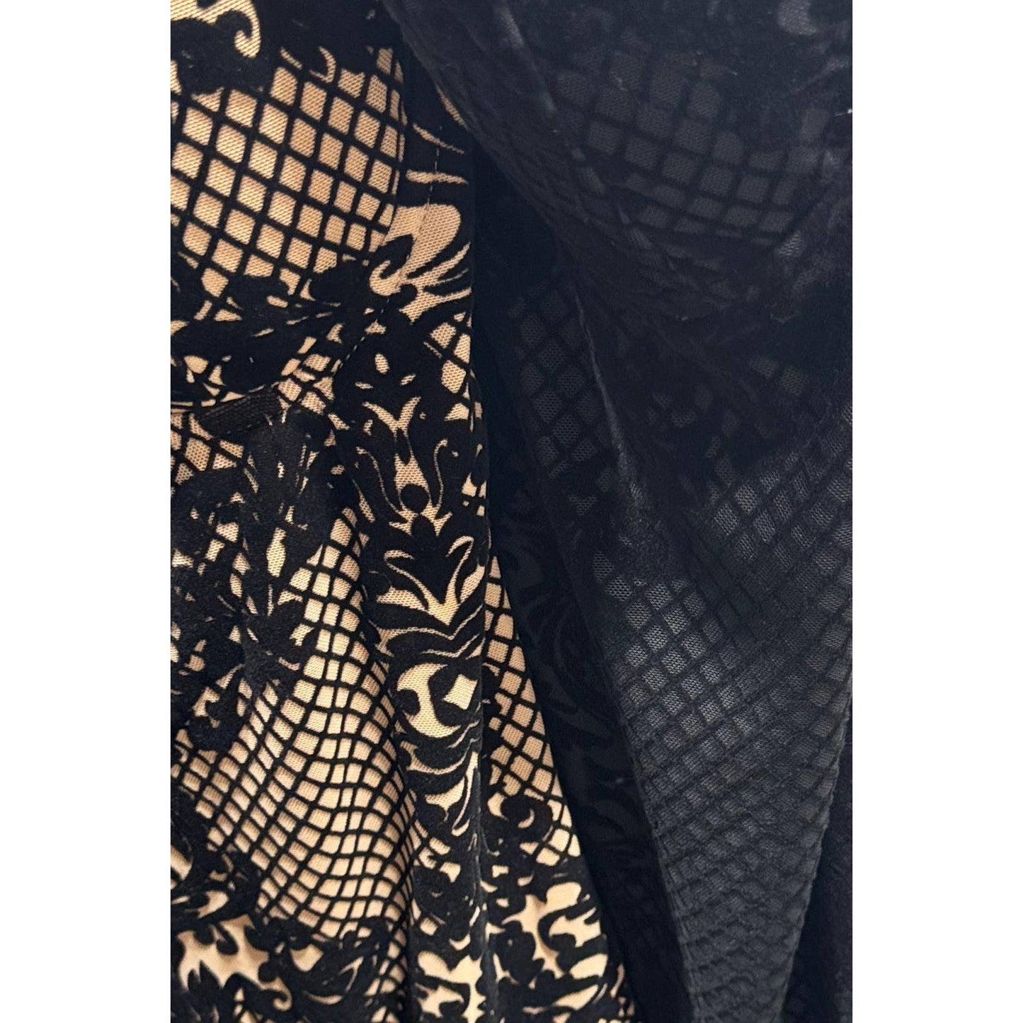 PLUS SIZE FLOCKED MESH V NECK BODYCON MINI DRESS