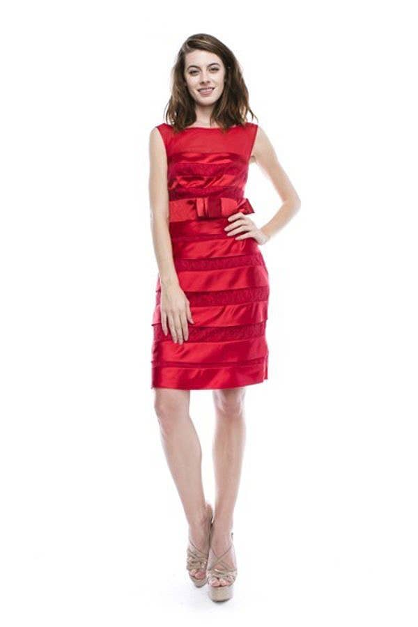 Short Sleeveless Satin Dress With Lace Details 32373