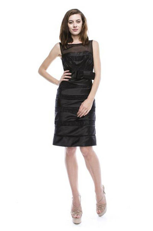Short Sleeveless Satin Dress With Lace Details 32373