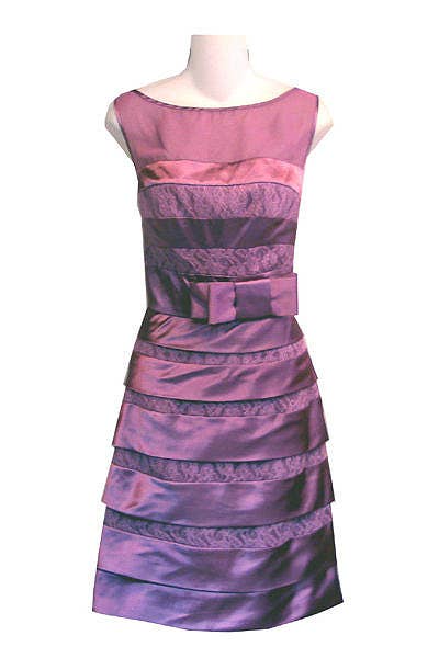 Short Sleeveless Satin Dress With Lace Details 32373