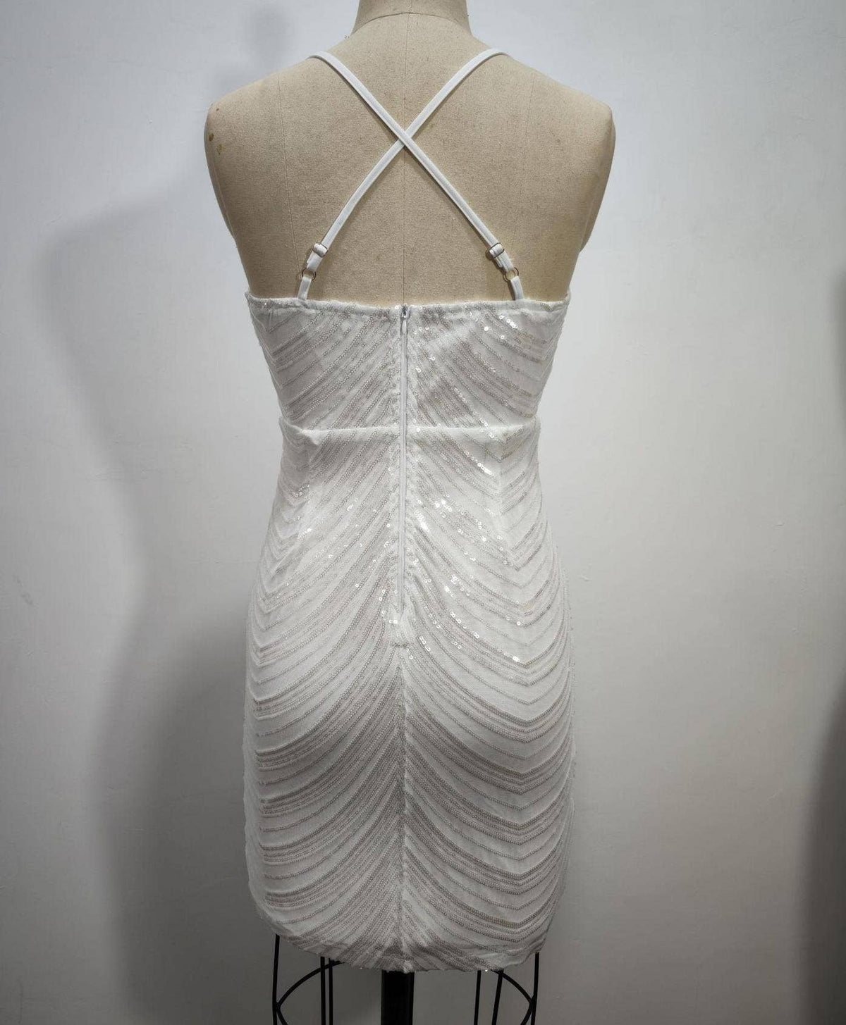 Sexy embroidery line patterns mini sequin party dress