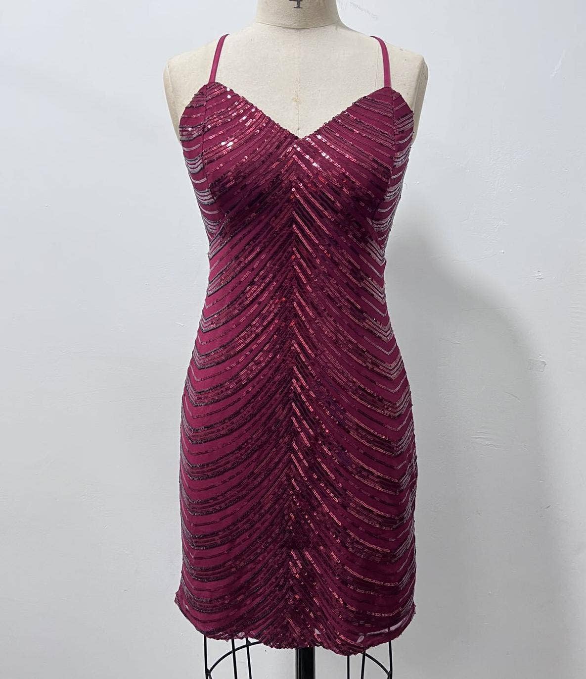 Sexy embroidery line patterns mini sequin party dress